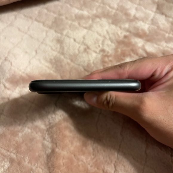 Apple iPhone 8 Plus 64 GB Smartphone Unlocked - Space Gray - Picture 9 of 16